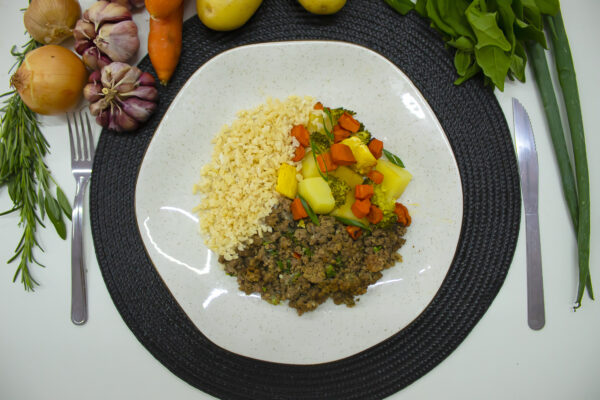 Patinho Moído com Arroz Integral e Legumes - 300g